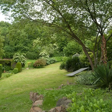 Bed & Breakfast D'hotes Logis Du Jerzual 2*